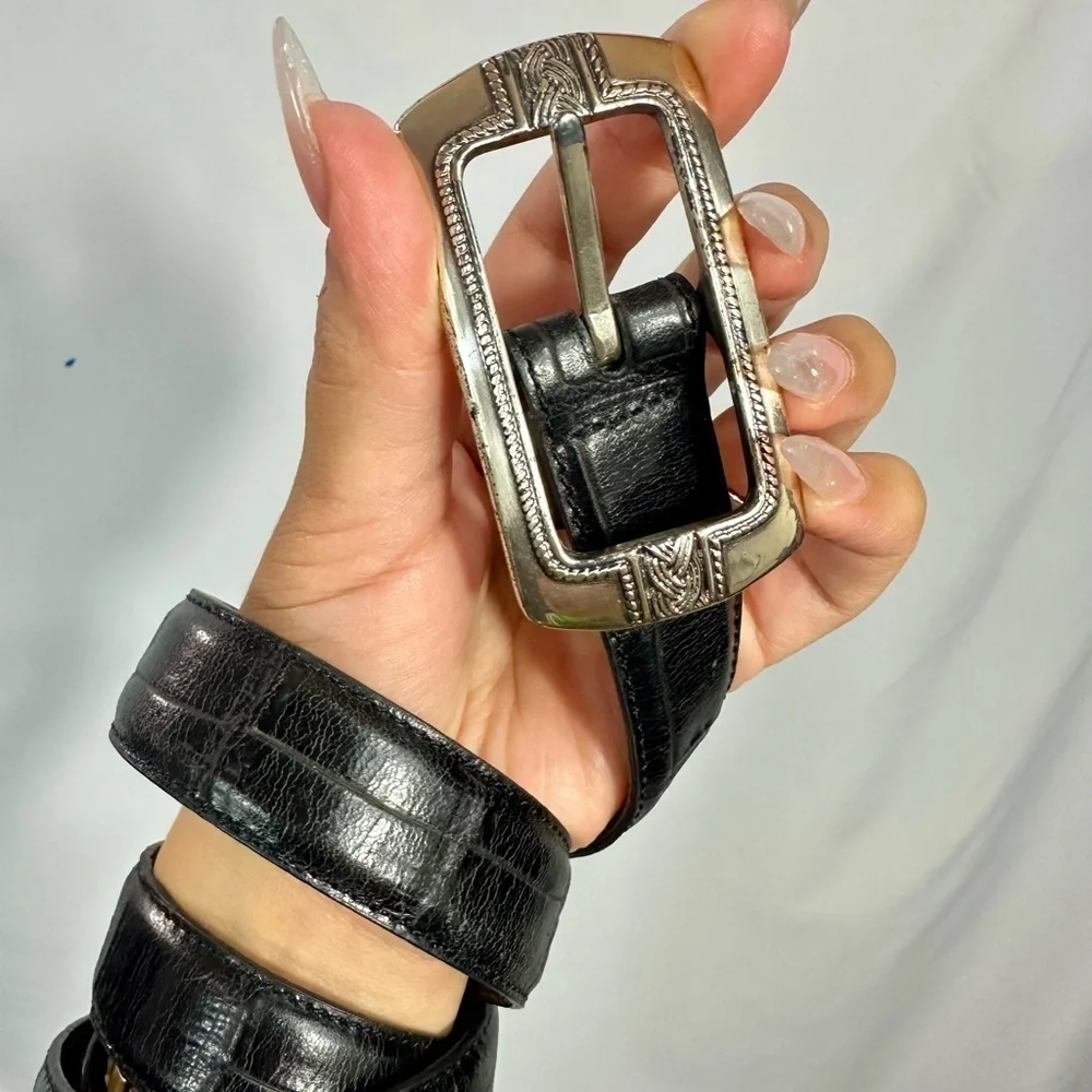 Vintage reversible skinny belt size L